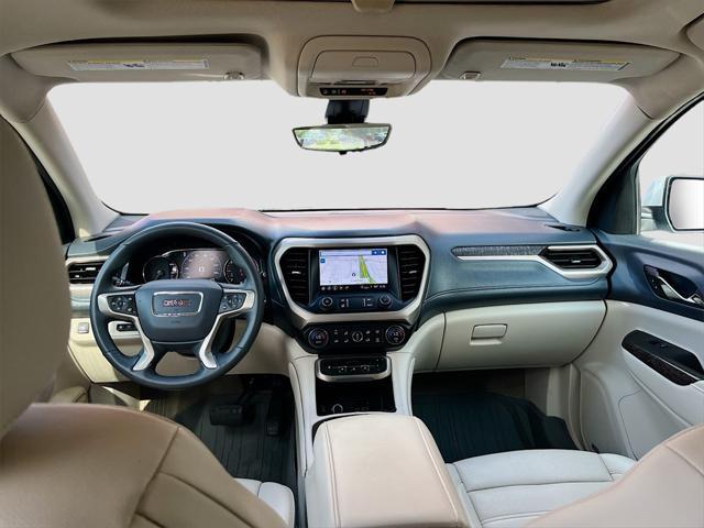 Photo of 2023 Summit White GMC Acadia
