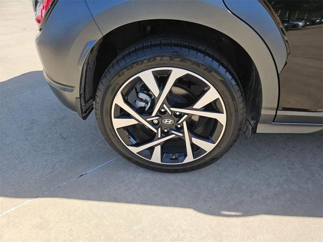 Photo of 2022 Ultra Black Hyundai KONA