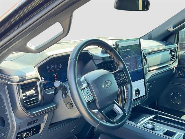 Photo of 2024 Agate Black Metallic Ford Expedition Max