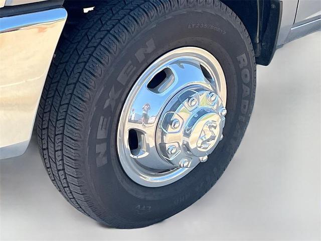 Photo of 2024 Billet Silver Metallic Clearcoat RAM 3500