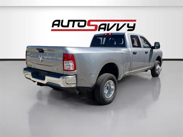 Photo of 2024 Billet Silver Metallic Clearcoat RAM 3500