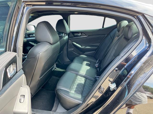 Photo of 2023 Super Black Nissan Maxima