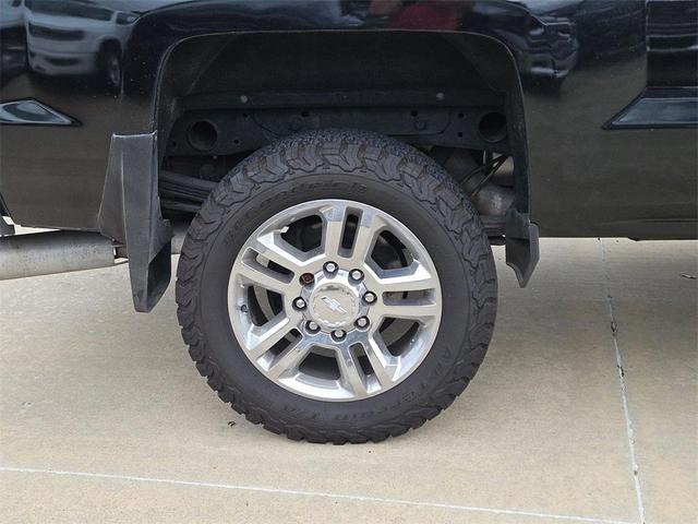 Photo of 2019 Black Chevrolet Silverado 2500