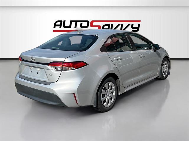 Photo of 2023 Classic Silver Metallic Toyota Corolla