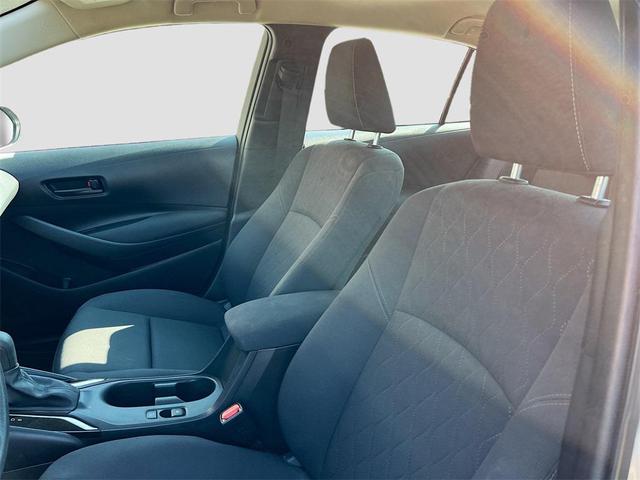 Photo of 2023 Classic Silver Metallic Toyota Corolla