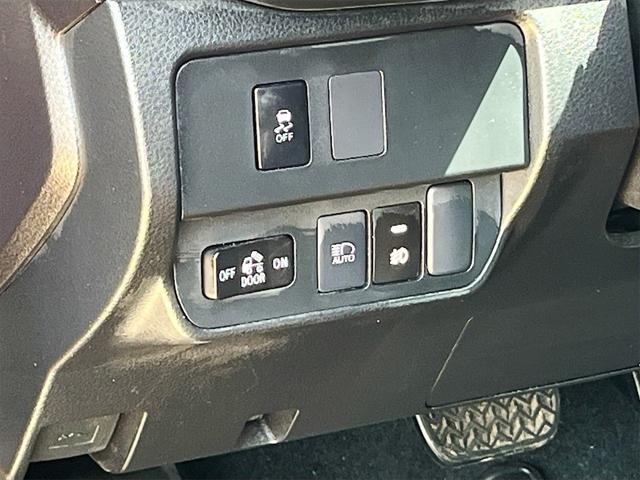 Photo of 2023 Black Toyota Tacoma