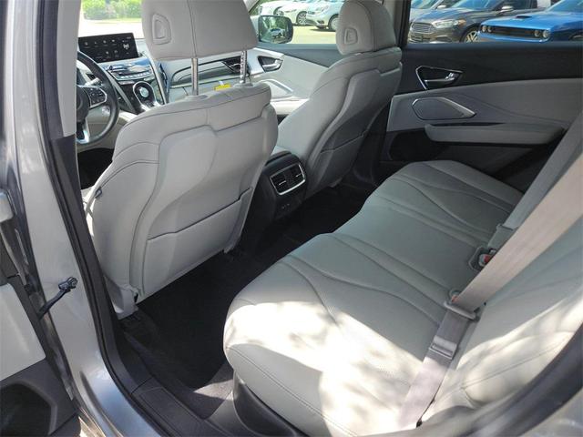 Photo of 2023 Lunar Silver Metallic Acura RDX