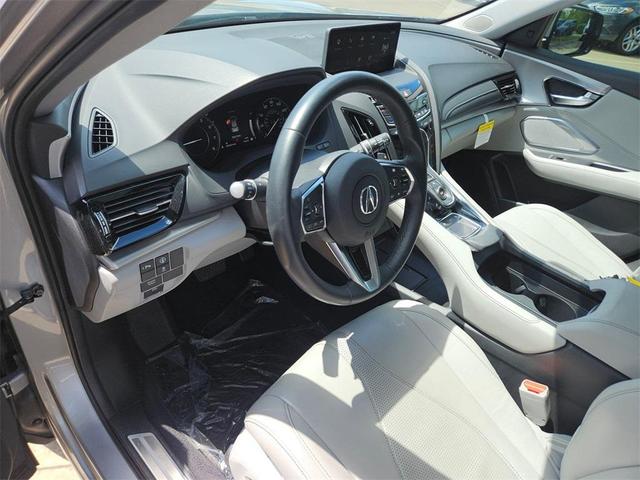 Photo of 2023 Lunar Silver Metallic Acura RDX