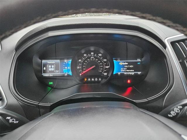 Photo of 2022 Blue Metallic Ford Edge