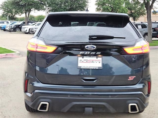 Photo of 2022 Blue Metallic Ford Edge