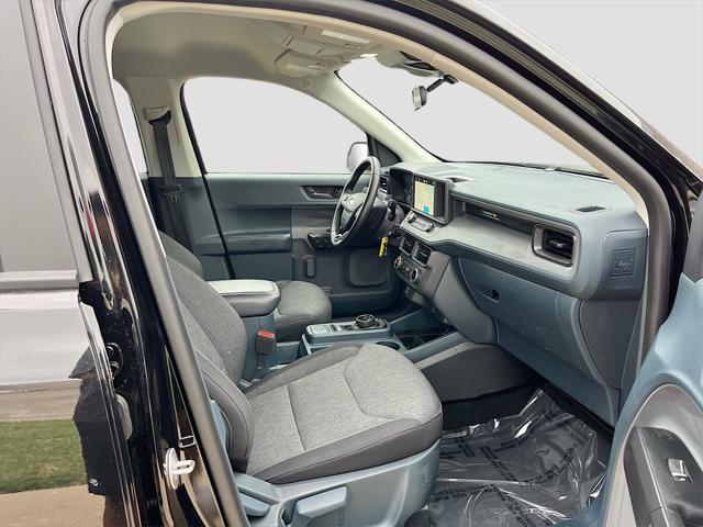 Photo of 2024 Shadow Black Ford Maverick