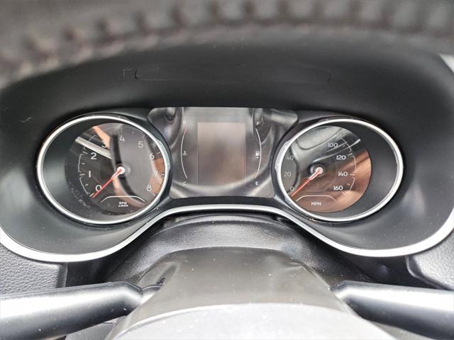 Photo of 2018 Redline Pearlcoat Jeep Compass