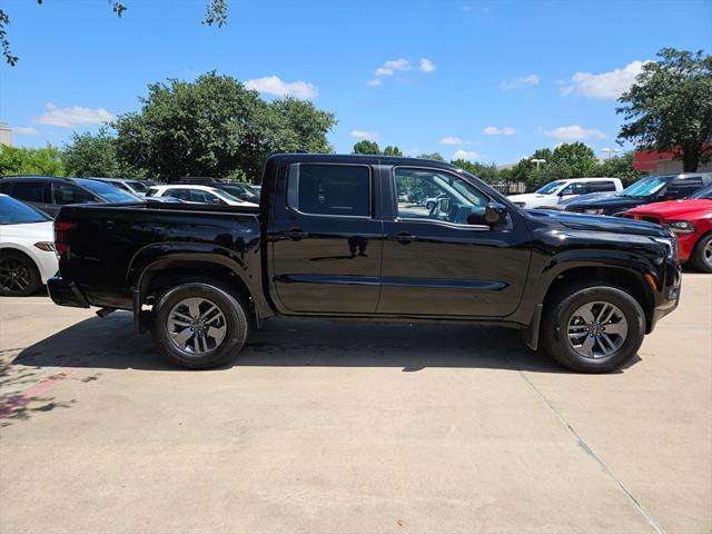 Photo of 2024 Super Black Nissan Frontier
