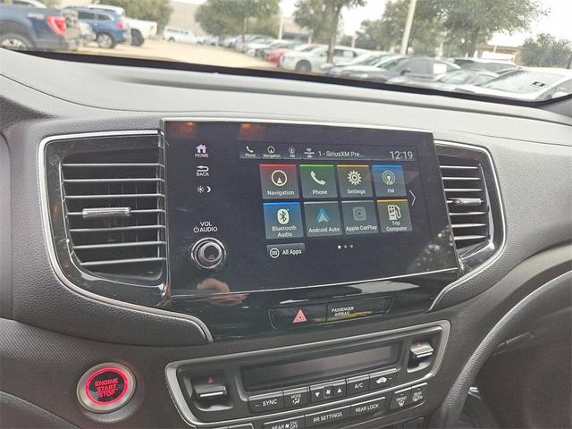 Photo of 2022 Crystal Black Pearl Honda Pilot