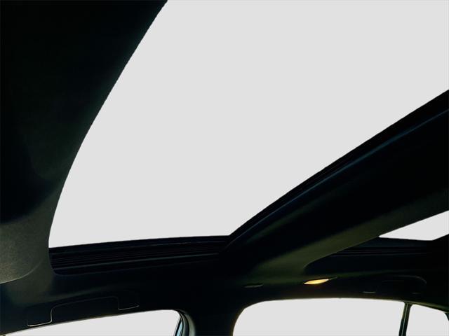 Photo of 2019 Super Black Nissan Maxima