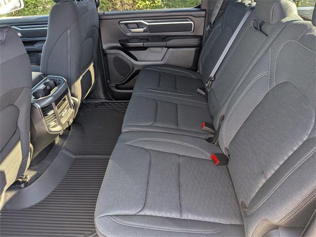 Photo of 2025 Granite Crystal Metallic Clearcoat RAM 1500