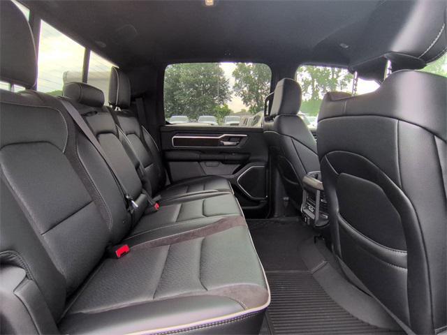 Photo of 2025 Granite Crystal Metallic Clearcoat RAM 1500