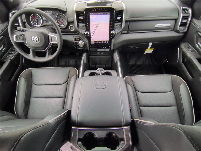 Photo of 2025 Granite Crystal Metallic Clearcoat RAM 1500