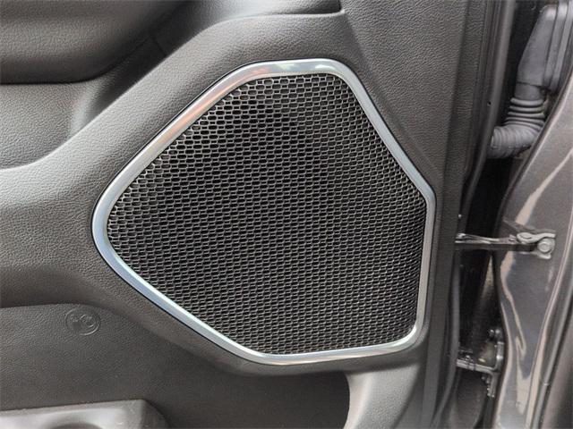 Photo of 2025 Granite Crystal Metallic Clearcoat RAM 1500
