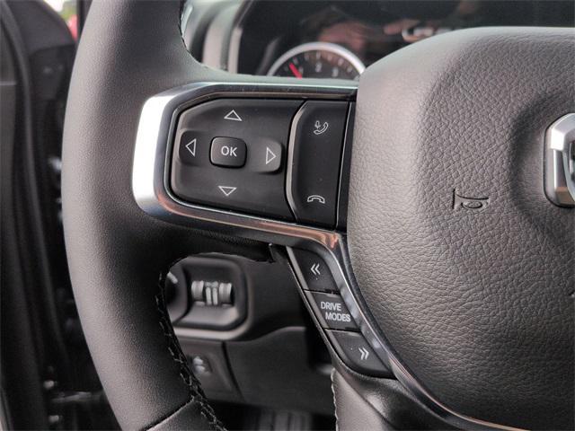 Photo of 2025 Granite Crystal Metallic Clearcoat RAM 1500