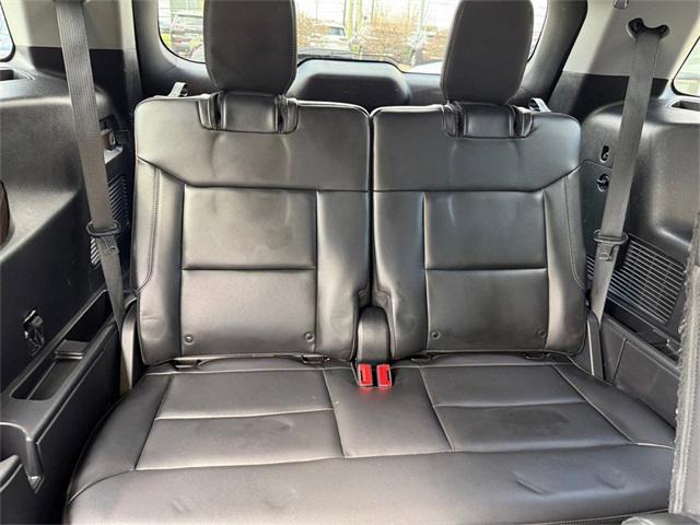 Photo of 2022 Gray Metallic Ford Explorer