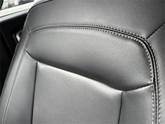 Photo of 2022 Gray Metallic Ford Explorer