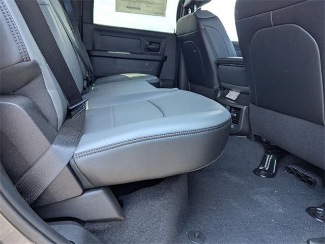 Photo of 2025 Granite Crystal Metallic Clearcoat RAM 2500