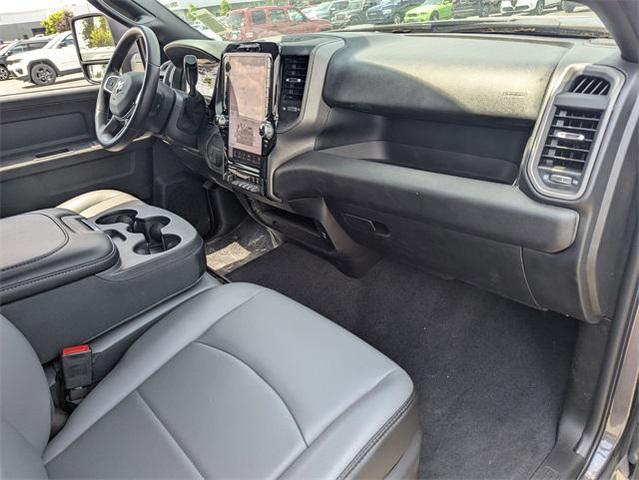 Photo of 2025 Granite Crystal Metallic Clearcoat RAM 2500