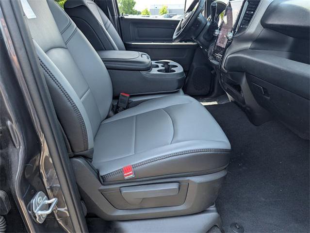 Photo of 2025 Granite Crystal Metallic Clearcoat RAM 2500