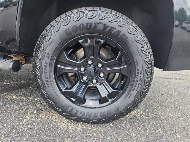 Photo of 2019 Black Chevrolet Tahoe