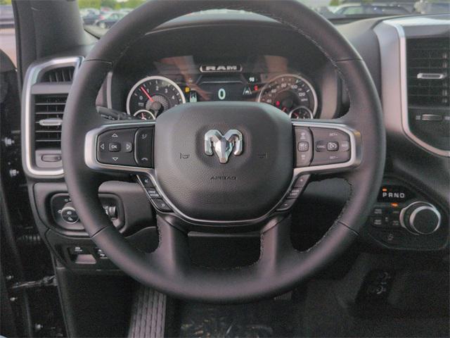 Photo of 2025 Diamond Black Crystal Pearlcoat RAM 1500