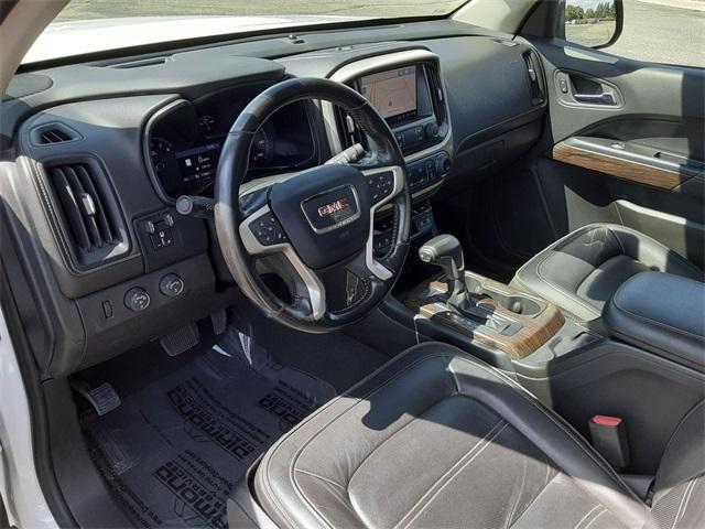 Photo of 2019 Summit White GMC Canyon