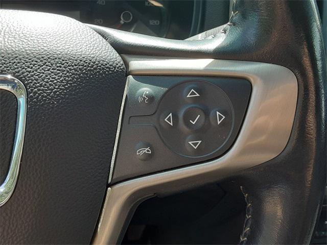 Photo of 2019 Summit White GMC Canyon