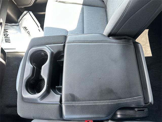 Photo of 2022 Patriot Blue Pearlcoat RAM 1500