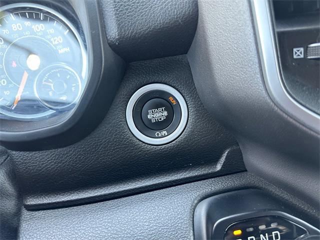 Photo of 2022 Patriot Blue Pearlcoat RAM 1500