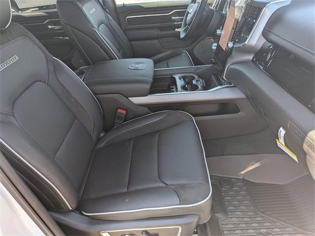 Photo of 2026 Diamond Black Crystal Pearlcoat RAM 1500