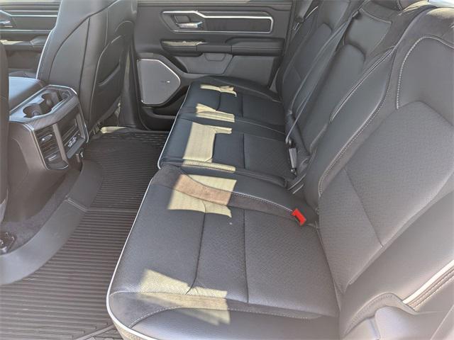 Photo of 2026 Diamond Black Crystal Pearlcoat RAM 1500