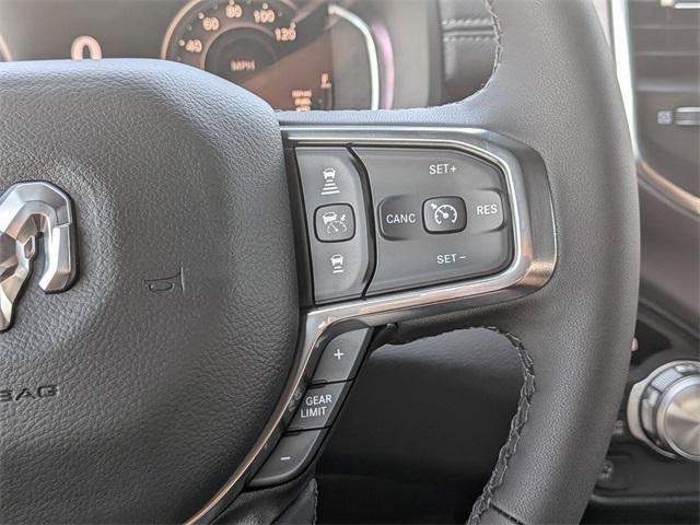 Photo of 2026 Diamond Black Crystal Pearlcoat RAM 1500