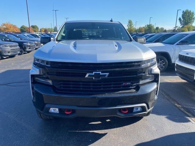 Photo of 2022 Silver Ice Metallic Chevrolet Silverado 1500