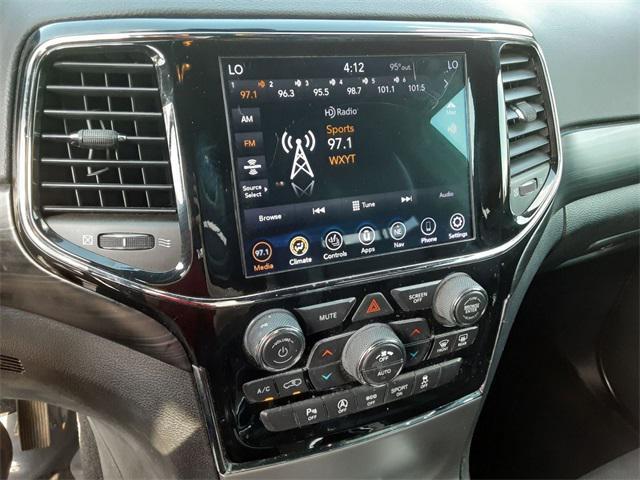 Photo of 2019 Velvet Red Pearlcoat Jeep Grand Cherokee