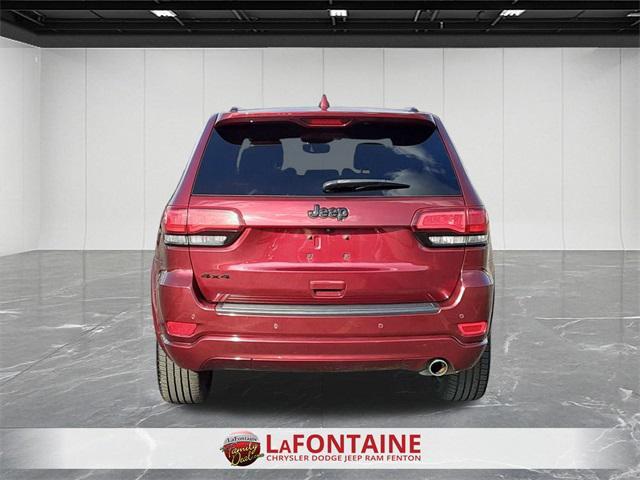 Photo of 2019 Velvet Red Pearlcoat Jeep Grand Cherokee