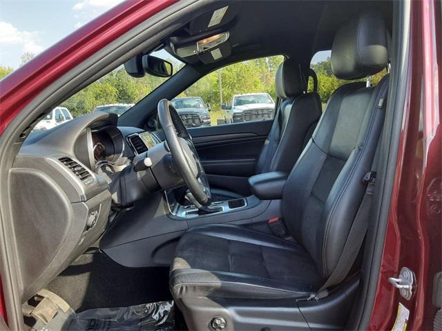 Photo of 2019 Velvet Red Pearlcoat Jeep Grand Cherokee