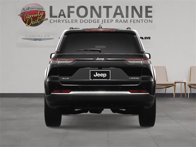 Photo of 2025 Diamond Black Crystal Pearlcoat Jeep Grand Cherokee
