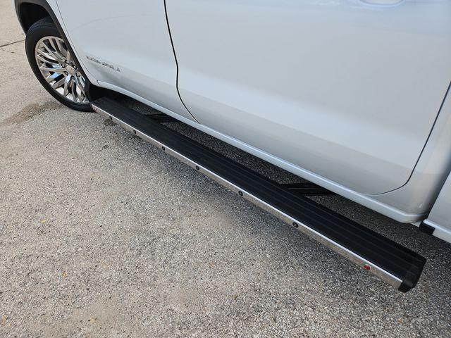 Photo of 2019 White Frost Tri-Coat GMC Sierra 1500