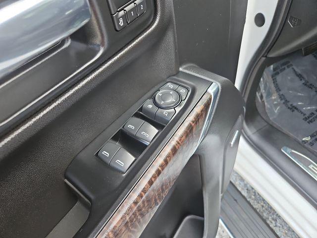 Photo of 2019 White Frost Tri-Coat GMC Sierra 1500