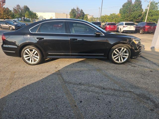Photo of 2017 Deep Black Pearl Effect Volkswagen Passat