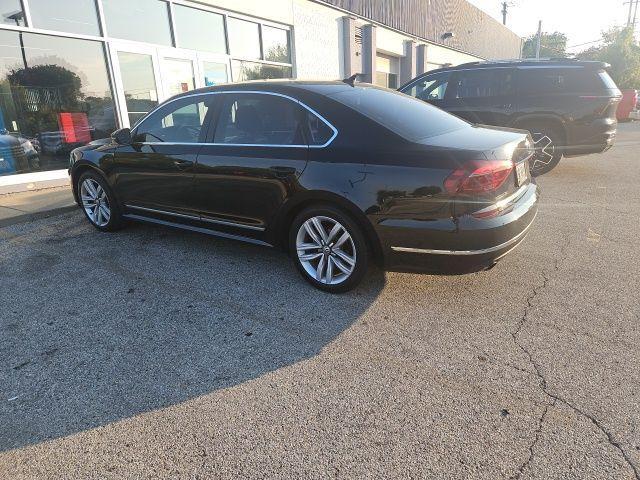 Photo of 2017 Deep Black Pearl Effect Volkswagen Passat