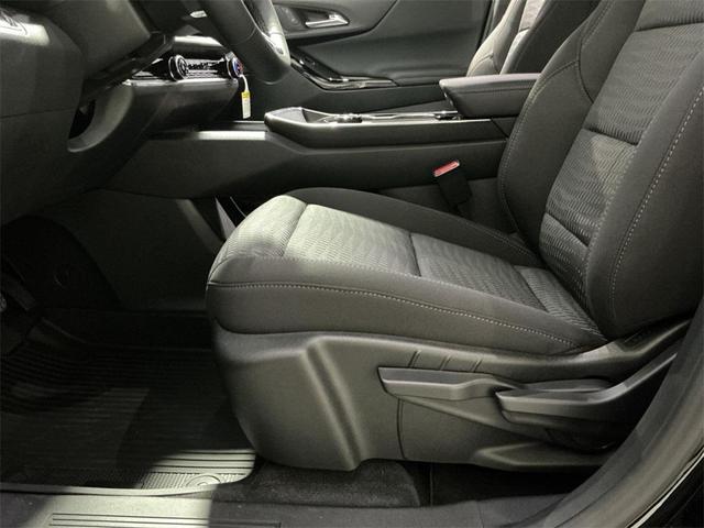 Photo of 2026 Mosaic Black Metallic Chevrolet Equinox
