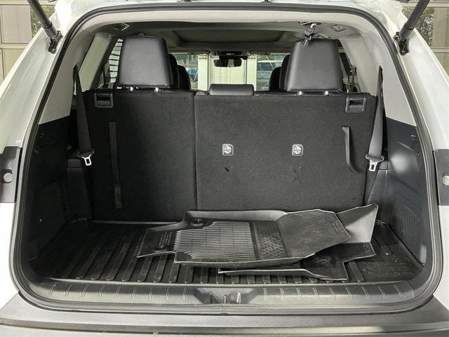 Photo of 2025 Wind Chill Pearl Toyota Grand Highlander
