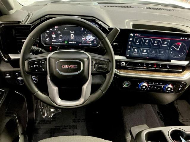 Photo of 2024 Summit White GMC Sierra 1500